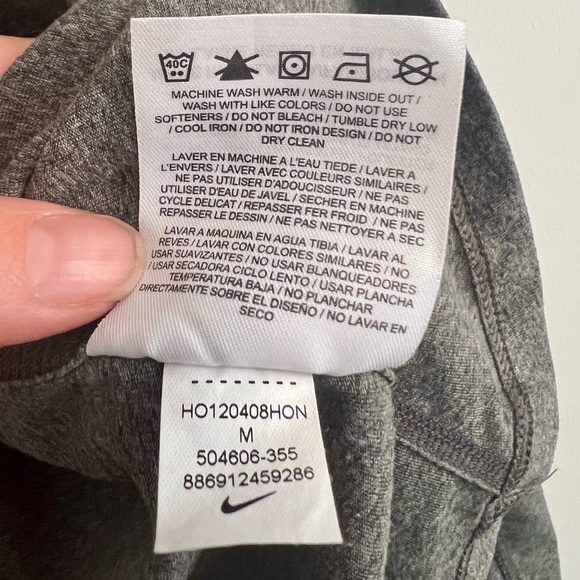 Men’s Nike Dri-Fit Zip Pullover - Picture 8 of 8